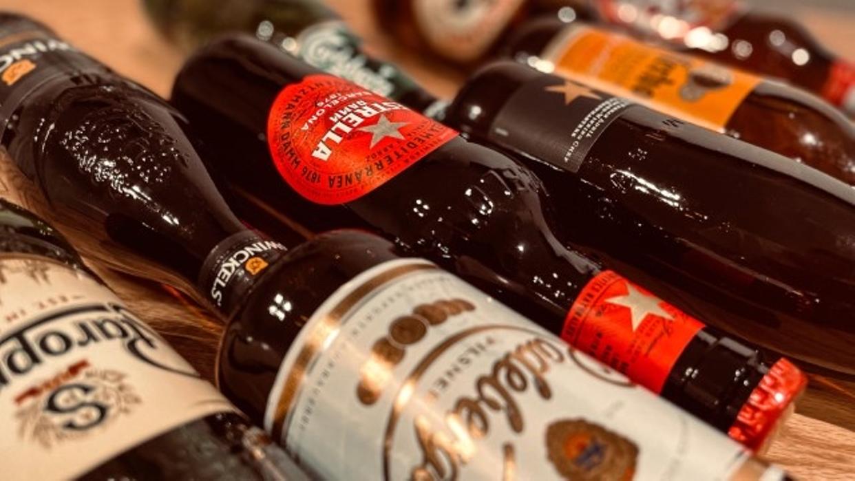 世界のビール8本とビールに合うカレー
